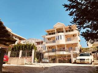 Апартаменты Apartments Grabovica Бар Апартаменты с 1 спальней и видом на море-1